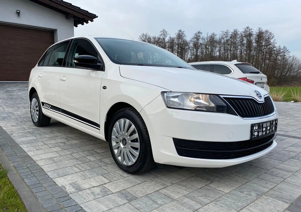 Skoda RAPID cena 31900 przebieg: 135000, rok produkcji 2015 z Jarocin małe 172